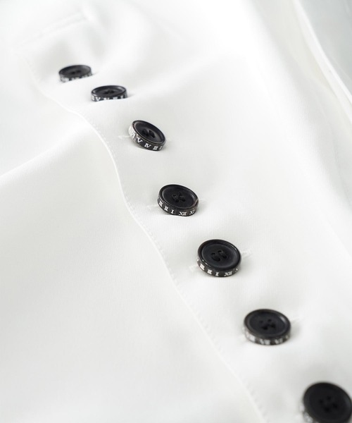 SHAREEF（シャリーフ）の「SIDE SLIT SHIRTS（シャツ/ブラウス・メンズ・ブラック/ホワイト/グレイッシュブルー・2/3/1）」の22枚目の写真