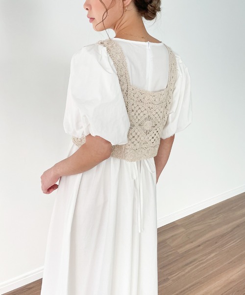 JUNOAH（ジュノア）の「ビスチェ付きパフスリーブマキシ丈ワンピース（ワンピース・レディース・グレイッシュベージュ/チャコール/ブラック系その他/グレー/ホワイト/ブラック・MEDIUM/LARGE）」の12枚目の写真