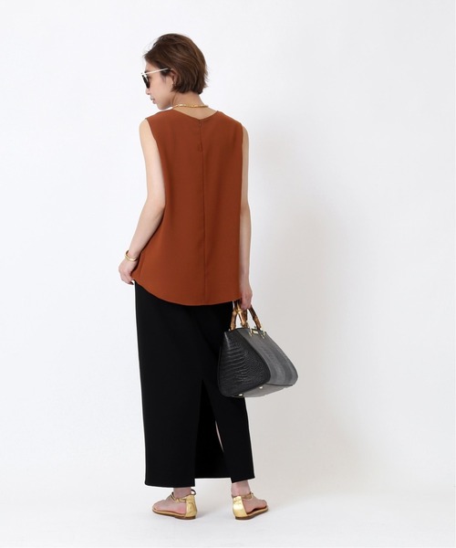 Deuxieme Classe(ドゥーズィエムクラス)の「Back satin ノースリーブ プルオーバー(シャツ/ブラウス・レディース・キャメル/テラコッタ・FREE)」の12枚目の写真