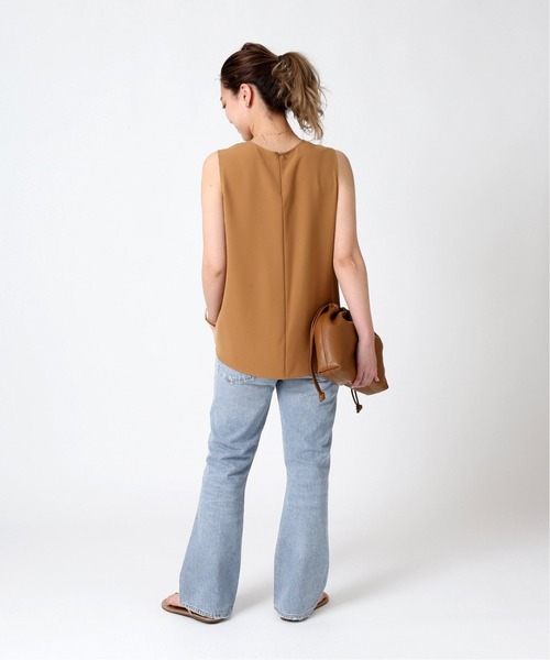 Deuxieme Classe(ドゥーズィエムクラス)の「Back satin ノースリーブ プルオーバー(シャツ/ブラウス・レディース・キャメル/テラコッタ・FREE)」の17枚目の写真