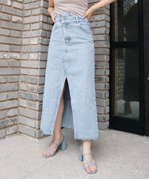 FIG&VIPER(フィグアンドバイパー)の「スリットデニムロングSK(スカート・レディース・ブルー・MEDIUM/SMALL)」の21枚目の写真