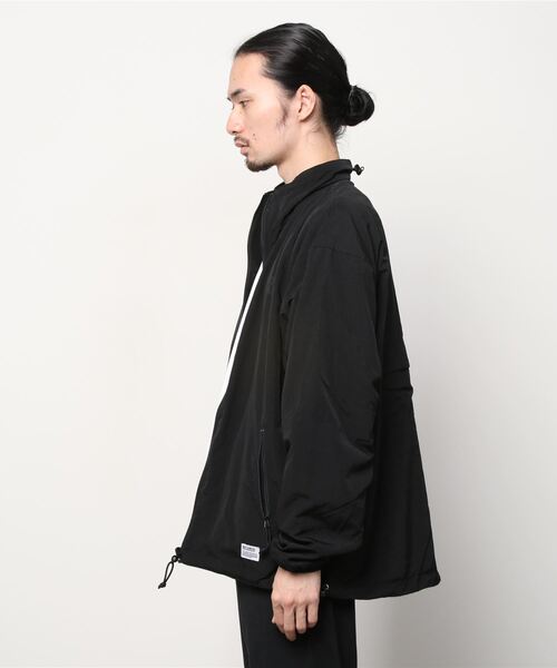 MAGIC NUMBER（マジック ナンバー）の「【MAGIC NUMBER】WHITE OCEAN REVERSIBLE SPORTS JK（ナイロンジャケット・メンズ・ブラック/オリーブ・MEDIUM/LARGE/X-LARGE）」の4枚目の写真