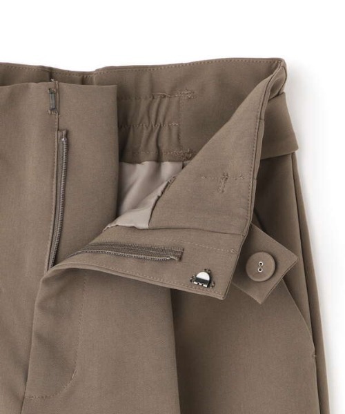 N.（N. Natural Beauty Basic）（エヌエヌナチュラルビューティーベーシック）の「◆ボタンベルト付ストレートパンツ（その他パンツ・レディース・イエロー/モカ/スモークピンク・MEDIUM）」の15枚目の写真