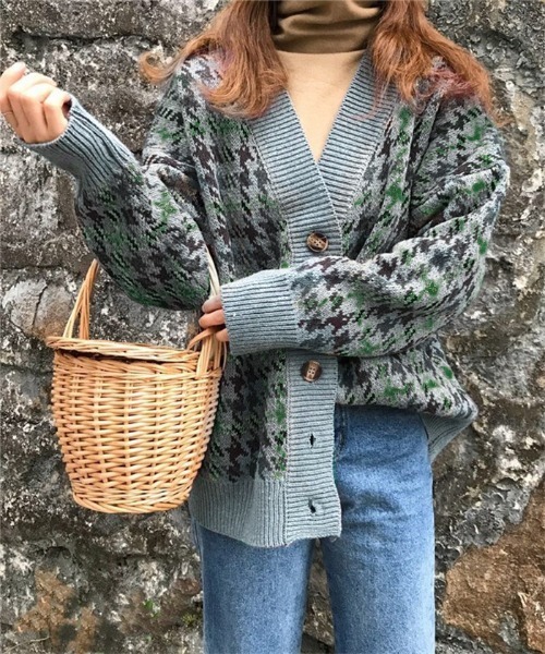 MAISON DE THERESE(メゾン ド テレーズ)の「ビッグシルエット配色 ニットカーディガン(カーディガン/ボレロ・レディース・A/B・FREE)」の2枚目の写真