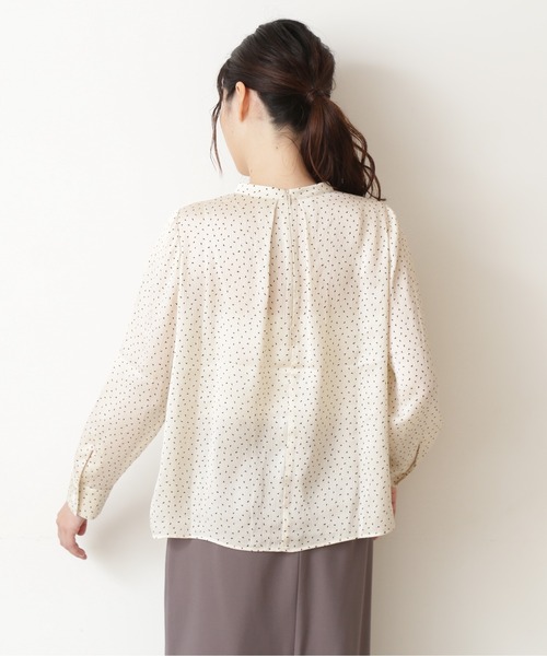 NATURAL BEAUTY BASIC（ナチュラルビューティーベーシック）の「ＷＥＢ限定ドビープリントボウブラウス/0171210906（シャツ/ブラウス・レディース・ホワイト系その他/グリーン系その他/ブラック系その他・MEDIUM/SMALL）」の11枚目の写真