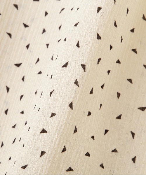 NATURAL BEAUTY BASIC（ナチュラルビューティーベーシック）の「ＷＥＢ限定ドビープリントボウブラウス/0171210906（シャツ/ブラウス・レディース・ホワイト系その他/グリーン系その他/ブラック系その他・MEDIUM/SMALL）」の14枚目の写真