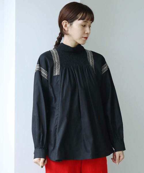 cardo fabrica(カルドファブリカ)の「ミシン飾りステッチ レース衿シャーリングブラウス(シャツ/ブラウス・レディース・ホワイト/ブラック・FREE)」の19枚目の写真