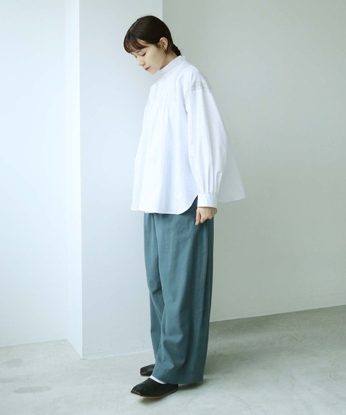 cardo fabrica(カルドファブリカ)の「ミシン飾りステッチ レース衿シャーリングブラウス(シャツ/ブラウス・レディース・ホワイト/ブラック・FREE)」の21枚目の写真