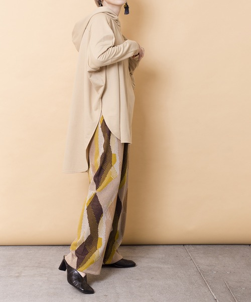 OSMOSIS（オズモーシス）の「フードポンチョプルオーバー（パーカー・レディース・ブラック/ライトカーキ/ライトベージュ・ONE SIZE）」の15枚目の写真