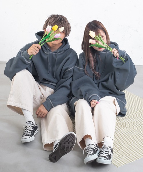 PairPair（ペアペア）の「配色ステッチフーディー(ユニセックス)（パーカー・レディース・グリーン/ダークブラック/ライトベージュ/グレイッシュブルー・FREE）」の11枚目の写真