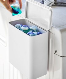 ◆tower (タワー) マグネット洗濯洗剤ボールストッカー WH