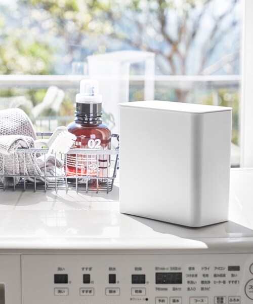 212 KITCHEN STORE(トゥワントゥキッチンストア)の「◆tower (タワー) マグネット洗濯洗剤ボールストッカー WH(収納グッズ・レディース・その他・00)」の2枚目の写真