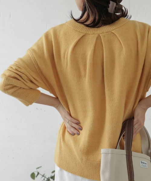 URBAN RESEARCH DOORS（アーバンリサーチドアーズ）の「バックタックカラーニット（ニット/セーター・レディース・ブルー/イエロー系その他/パープル・ONE）」の14枚目の写真