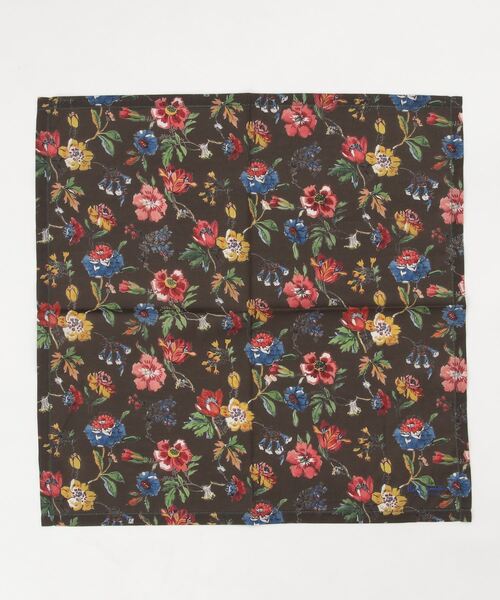 Paul Smith COLLECTION（ポールスミスコレクション）の「フラワープリント ハンカチ / 214651 KHANK（ハンカチ/ハンドタオル・メンズ・グリーン系その他・FREE）」の3枚目の写真