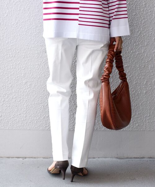 SHIPS（シップス）の「*スーパーストレッチセンターステッチデニム◇（デニムパンツ・レディース・ライトブルー/オフホワイト/ダークブルー・SMALL/MEDIUM/LARGE）」の18枚目の写真