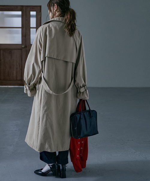 Fashion Letter（ファッションレター）の「オーバーサイズロングトレンチコート（トレンチコート・レディース・サンドベージュ/ベージュ/グレイッシュベージュ/ブルー/カーキ・M/L）」の17枚目の写真