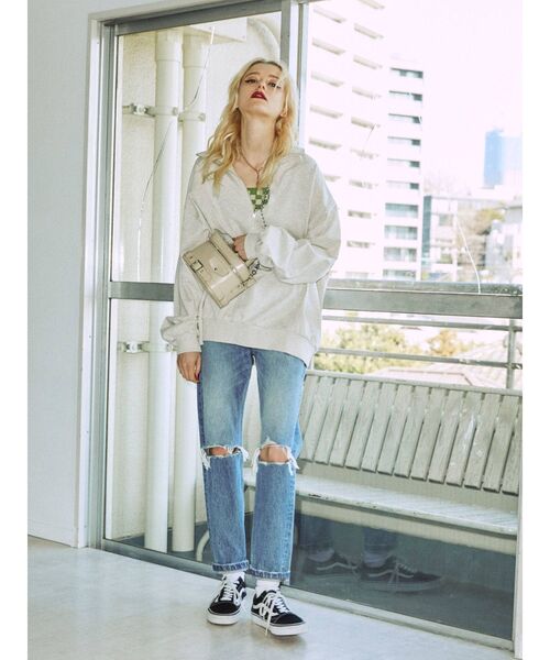 jouetie(ジュエティ)の「ハーフジッププルオーバー(スウェット・レディース・グレー/ブラック/ブルー/パープル・MEDIUM)」の5枚目の写真