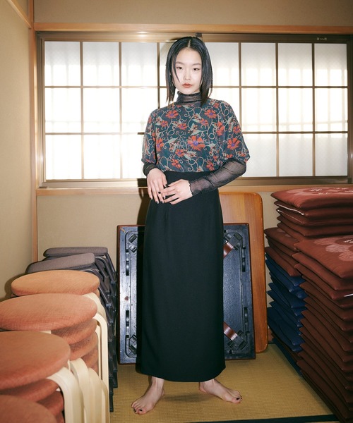 TINA：JOJUN（ティーナジョジュン）の「「麗」 花柄パフスリーブブラウス TINA：JOJUN（シャツ/ブラウス・レディース・ダークグリーン・M）」の3枚目の写真