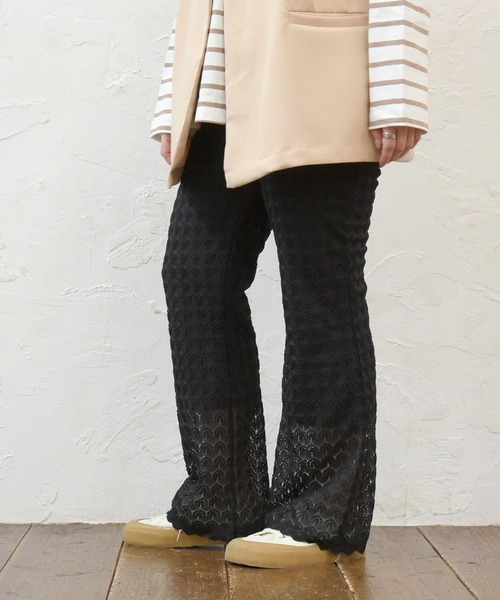 sango（sango）の「レースニットフレアパンツ（その他パンツ・レディース・ブラック/アイボリー・FREE）」の2枚目の写真