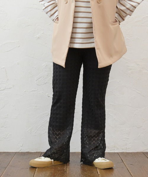 sango（sango）の「レースニットフレアパンツ（その他パンツ・レディース・ブラック/アイボリー・FREE）」の4枚目の写真