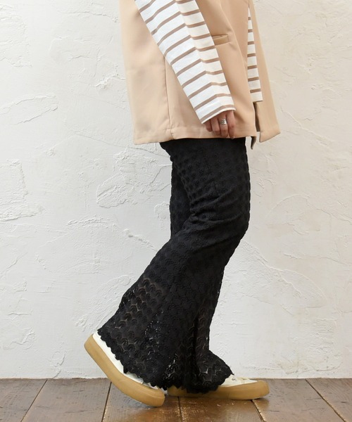 sango（sango）の「レースニットフレアパンツ（その他パンツ・レディース・ブラック/アイボリー・FREE）」の7枚目の写真