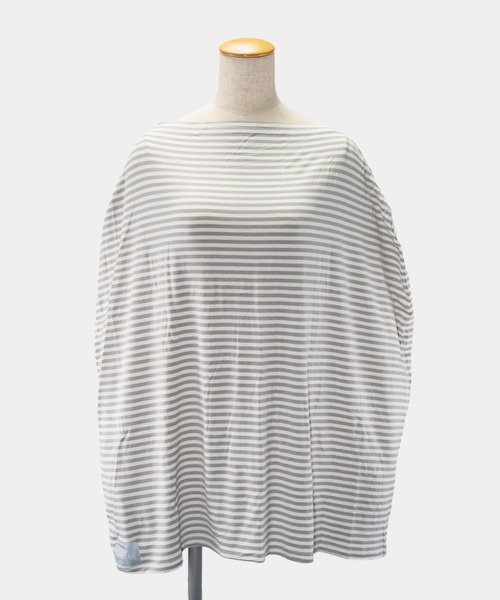 Copper Pearl(コッパーパール)の「Copper pearl Multi Use Cover コッパーパール マルチユースカバー 360度カバー ポンチョ型 ボーダー 授乳ケープ(授乳ケープ/授乳クッション・レディース・ホワイト×グリーン/ホワイト×グレー/ブラック×ホワイト/ホワイト×ネイビー/グレー×ホワイト/ホワイト×ライトピンク/ホワイト×ブラック・FREE)」の4枚目の写真