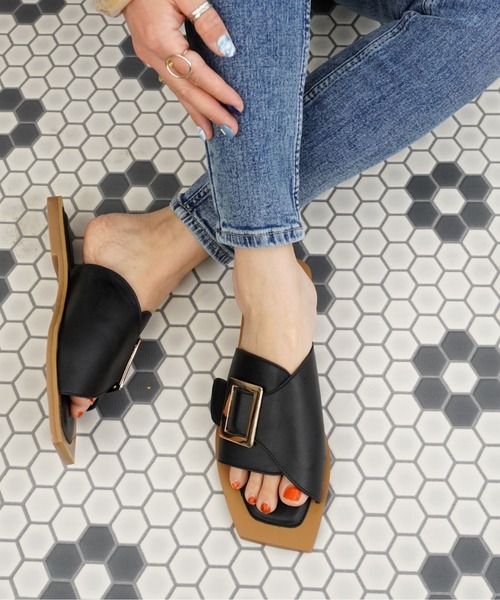 セール バックルフラットサンダル サンダル Fabby Fabby ファビィーファビィー のファッション通販 Zozotown