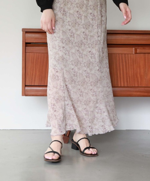 archives(アルシーヴ)の「ラインサンダル(サンダル・レディース・ブラック/イエロー/アイボリー・MEDIUM/LARGE)」の12枚目の写真