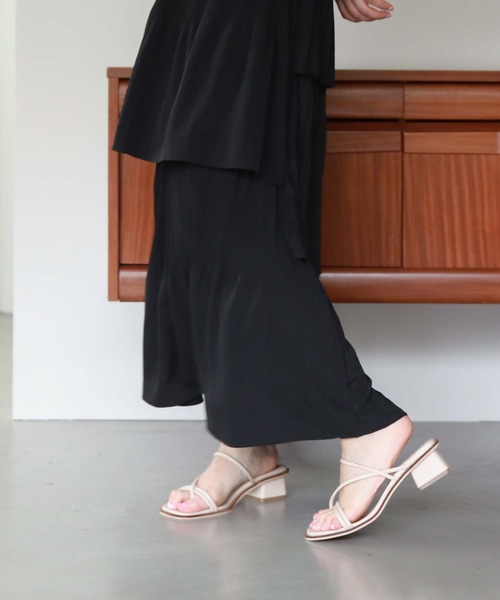 archives(アルシーヴ)の「ラインサンダル(サンダル・レディース・ブラック/イエロー/アイボリー・MEDIUM/LARGE)」の17枚目の写真