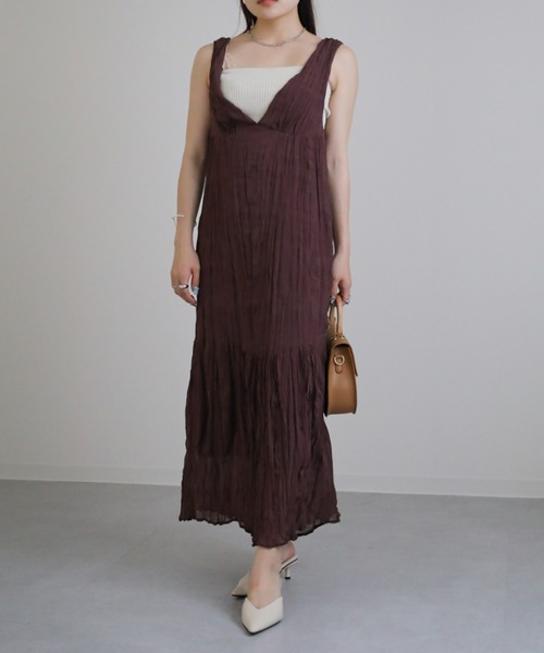 sakishimatokyo（サキシマトーキョー）の「クリンクルVワンピース（ワンピース・レディース・ブラック/サンドベージュ/グレイッシュベージュ/ブラウン・FREE/L）」の18枚目の写真