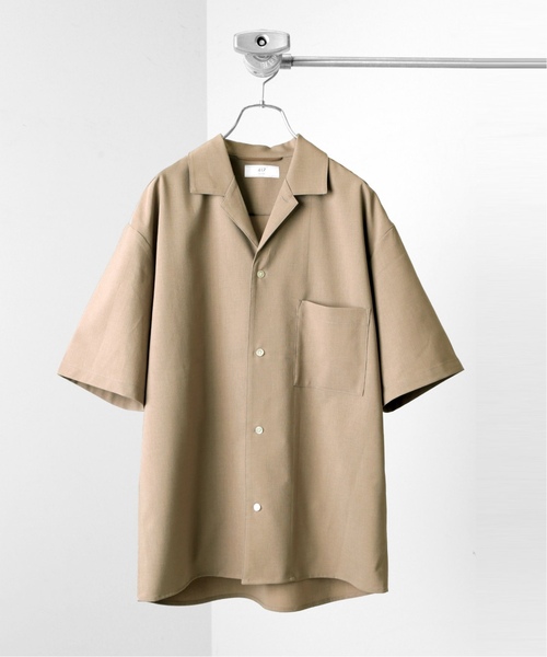 417 EDIFICE(フォーワンセブンエディフィス)の「《追加販売》【Reflax / リフラクス】オープンカラーシャツ(シャツ/ブラウス・メンズ・ベージュ/グレー系その他/イエロー/グレー/ネイビー/ライトグレー・X-LARGE/MEDIUM/LARGE/SMALL)」の1枚目の写真