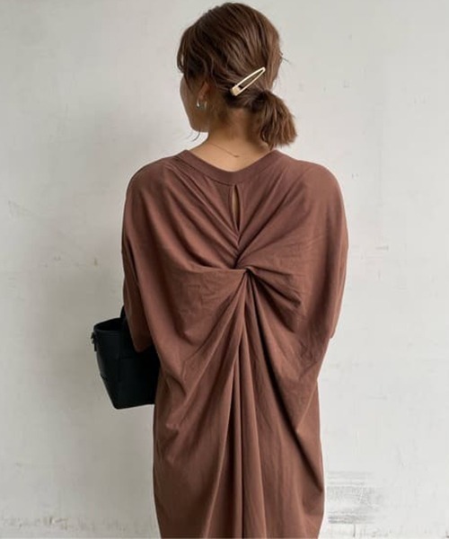 RODEO CROWNS WIDE BOWL（ロデオクラウンズワイドボウル）の「バックツイストワンピース（ワンピース・レディース・ホワイト/ブラウン/ブラック・FREE）」の17枚目の写真