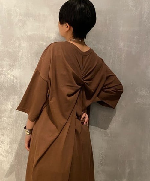 RODEO CROWNS WIDE BOWL（ロデオクラウンズワイドボウル）の「バックツイストワンピース（ワンピース・レディース・ホワイト/ブラウン/ブラック・FREE）」の22枚目の写真