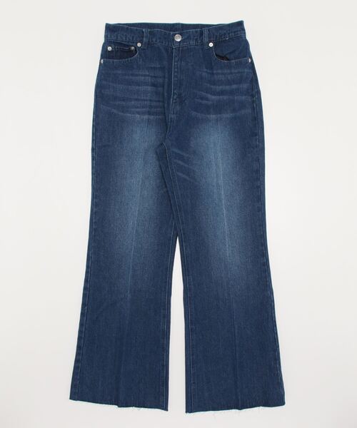 natural couture（ナチュラルクチュール）の「セルフカットフレアデニムパンツ（デニムパンツ・レディース・ブラック/サックスブルー/ブルー・SMALL/MEDIUM）」の7枚目の写真