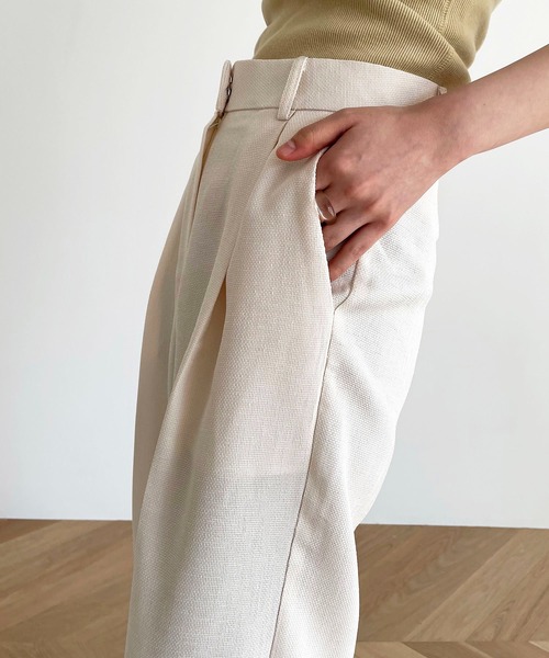 CANAL JEAN（キャナルジーン）の「El mar(エルマール) リネンタッチタックパンツ（スラックス・レディース・クリーム/モカ・MEDIUM/SMALL）」の6枚目の写真