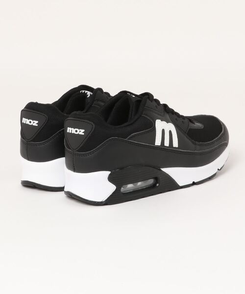 moz(モズ)の「厚底エアークッションスニーカー(スニーカー・レディース・ベージュ/ブラック×ホワイト/ブラック×ブラック/ライトグレー/ホワイト・24.0cm/24.5cm/23.5cm/23.0cm)」の6枚目の写真