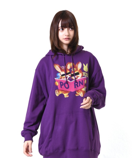 MILKBOY（ミルクボーイ）の「PORN BUNNY HOODIE（パーカー・メンズ・A/B/C・FREE）」の2枚目の写真