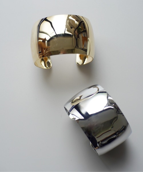 Port（ポート）の「ラウンド ワイド メタル バングル（バングル/リストバンド・レディース・シルバー/ゴールド・FREE）」の10枚目の写真