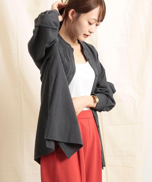 coen(コーエン)の「ウィンターリネンフリルピンタックシャツ(シャツ/ブラウス・レディース・オフホワイト/ダークグレー/モカ・L/M)」の10枚目の写真