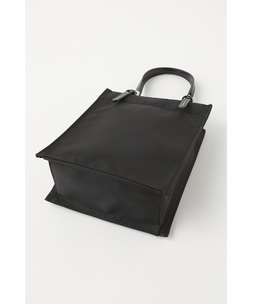 MOUSSY（マウジー）の「BELTED HANDLE MINI TOTE バッグ（ショルダーバッグ・レディース・レッド/ベージュ系その他/ブラック・FREE）」の7枚目の写真