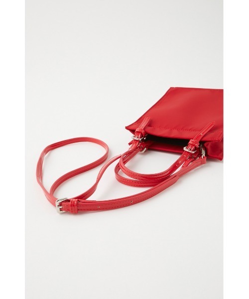 MOUSSY（マウジー）の「BELTED HANDLE MINI TOTE バッグ（ショルダーバッグ・レディース・レッド/ベージュ系その他/ブラック・FREE）」の21枚目の写真