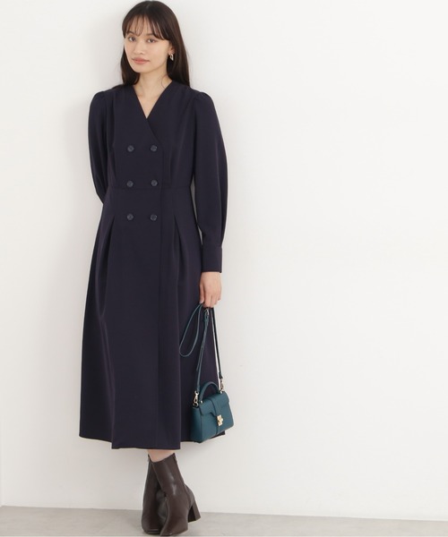 NATURAL BEAUTY BASIC(ナチュラルビューティーベーシック)の「トレンチディテールワンピース(ワンピース・レディース・ネイビー/キャメル/グレイッシュベージュ・SMALL/MEDIUM)」の2枚目の写真