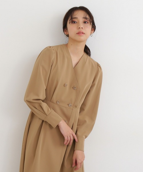 NATURAL BEAUTY BASIC(ナチュラルビューティーベーシック)の「トレンチディテールワンピース(ワンピース・レディース・ネイビー/キャメル/グレイッシュベージュ・SMALL/MEDIUM)」の16枚目の写真
