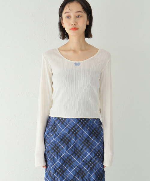 Oriens JOURNAL STANDARD（オリエンス ジャーナルスタンダード）の「バタフライエンブレムロングスリーブ / Butterfly emb. Long Sleeve（Tシャツ/カットソー・レディース・ホワイト/レッド/モスグリーン・FREE）」の22枚目の写真