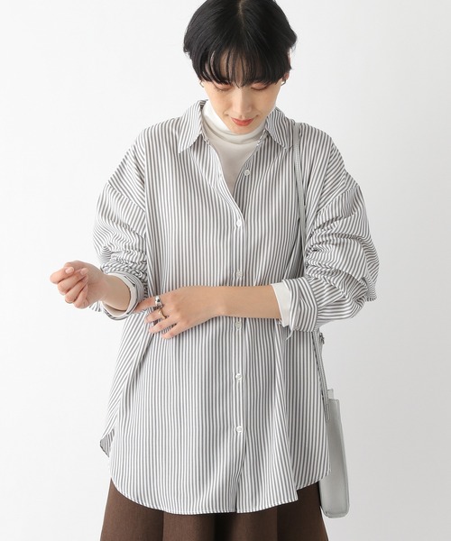 LEPSIM（レプシィム）の「レギュラーシャツ　349274（シャツ/ブラウス・レディース・ライトブルー/オフホワイト/チャコールグレー・TALL/FREE）」の2枚目の写真