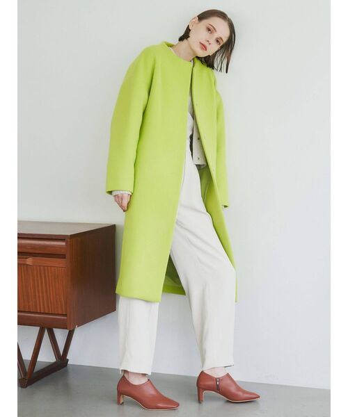 ELENDEEK（エレンディーク）の「クルーネックコクーンコート（ノーカラーコート・レディース・ブラック/キャメル/イエロー/ベージュ/カーキ・01/02）」の17枚目の写真