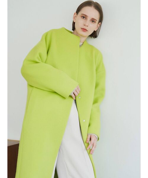 ELENDEEK（エレンディーク）の「クルーネックコクーンコート（ノーカラーコート・レディース・ブラック/キャメル/イエロー/ベージュ/カーキ・01/02）」の18枚目の写真