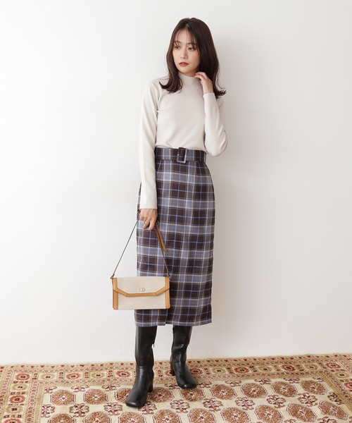 N.（N. Natural Beauty Basic）（エヌエヌナチュラルビューティーベーシック）の「◆総針ボトルネック長袖ニット（ニット/セーター・レディース・ブラック/オレンジ/グリーン/クリーム/ブラウン・MEDIUM）」の14枚目の写真