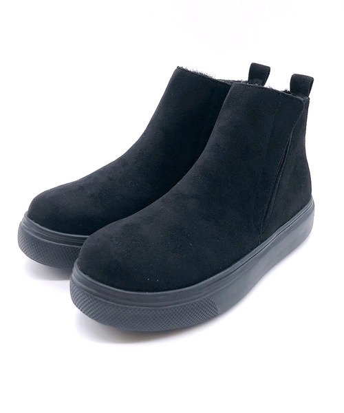 Noubel Voug Relax(ヌーベルヴォーグリラックス)の「フェイクムートンハイカットスニーカー(スニーカー・レディース・ブラック/ベージュ・S/M/L/LL)」の3枚目の写真