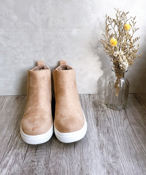 Noubel Voug Relax(ヌーベルヴォーグリラックス)の「フェイクムートンハイカットスニーカー(スニーカー・レディース・ブラック/ベージュ・S/M/L/LL)」の11枚目の写真